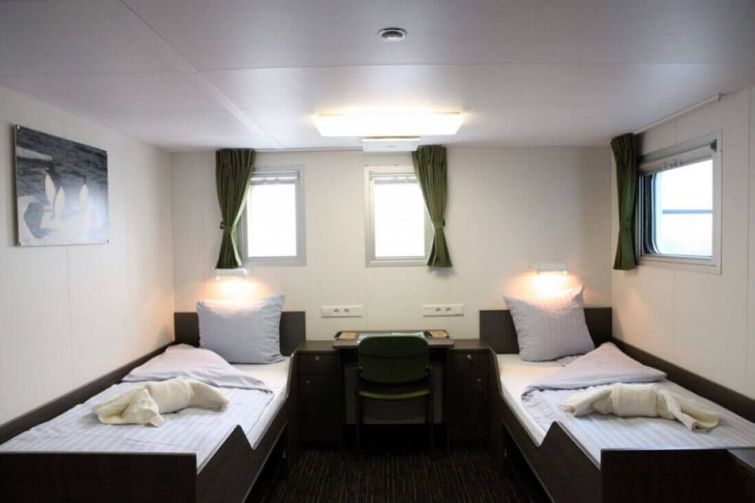 A twin bed window cabin