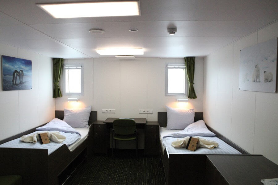 Twin bed window cabin