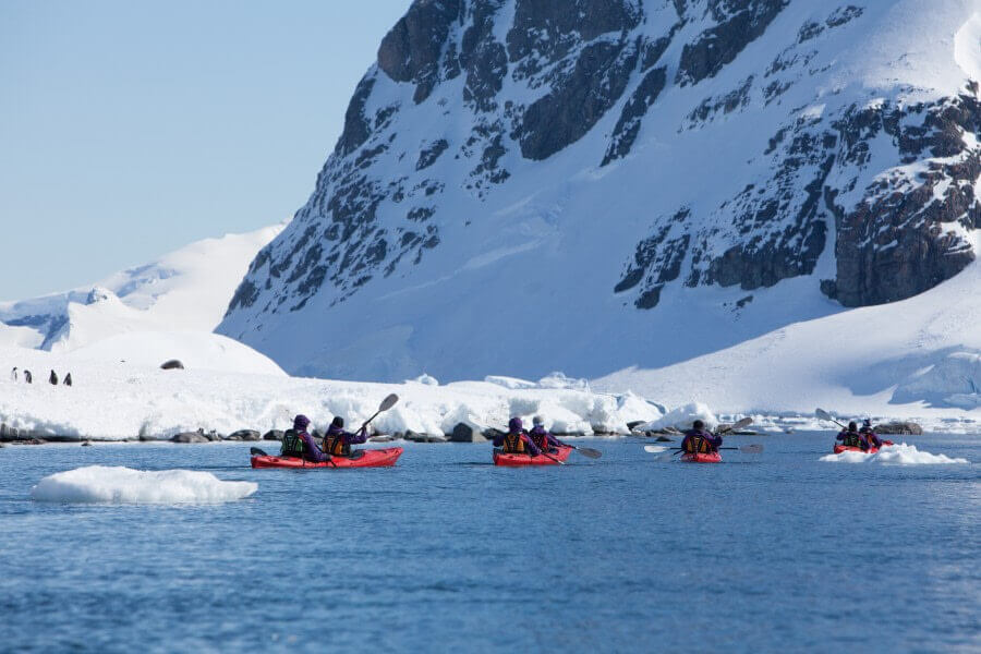 Sea kayaking adventure 