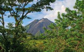 Arenal Volcan 