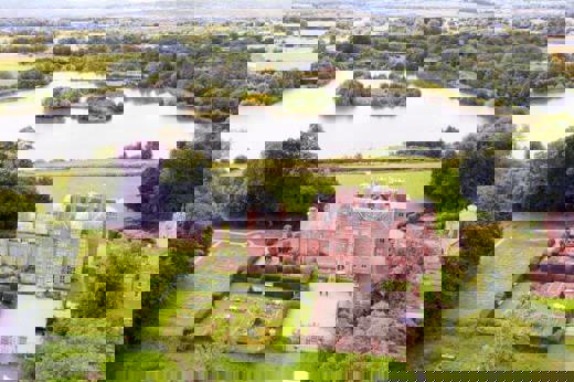 2 Kiplin Hall Gardens 1 730X385