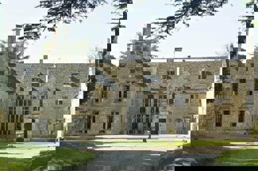 Chavenage 1 730X385