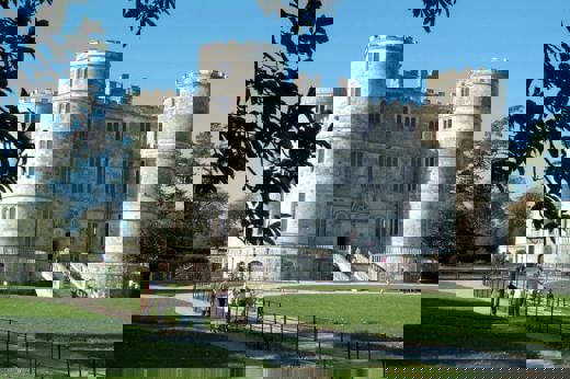 Lulworth Castle 1 680X453