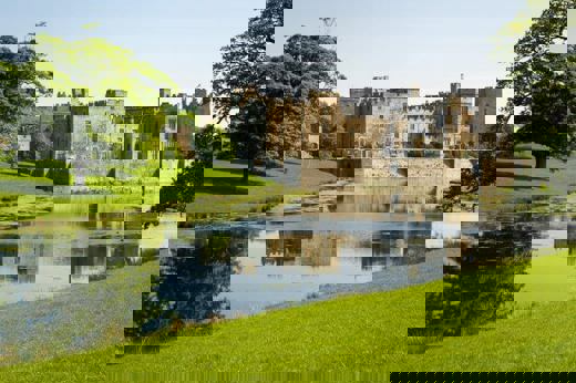 Raby 680X454