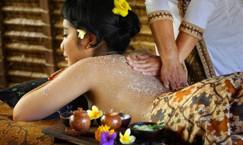 Hot Stone Massage4 1024X683