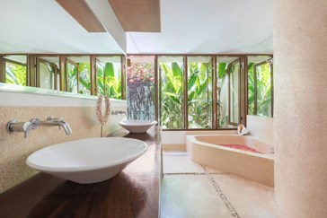 Bali Honeymoon Pool Villa7