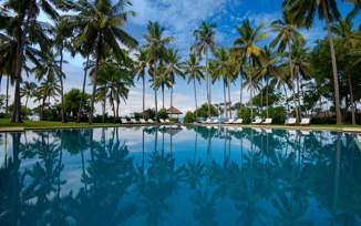 Alila Manggis Pool Full 1