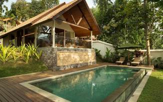 PLB Grand Spa Pool Villa Exterior