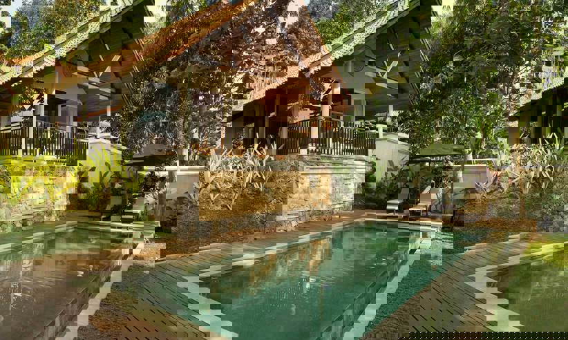 PLB Grand Spa Pool Villa Exterior