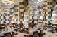 L Avenue Restaurant