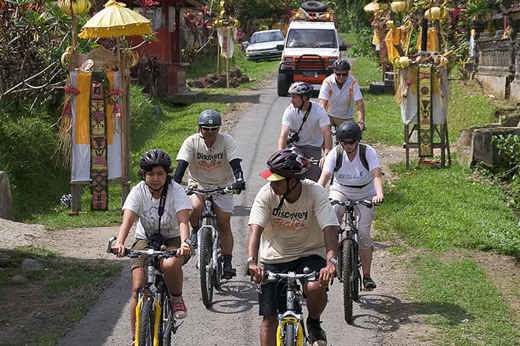 2 Medium Biking