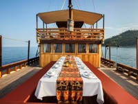 Enjoy al fresco dining 