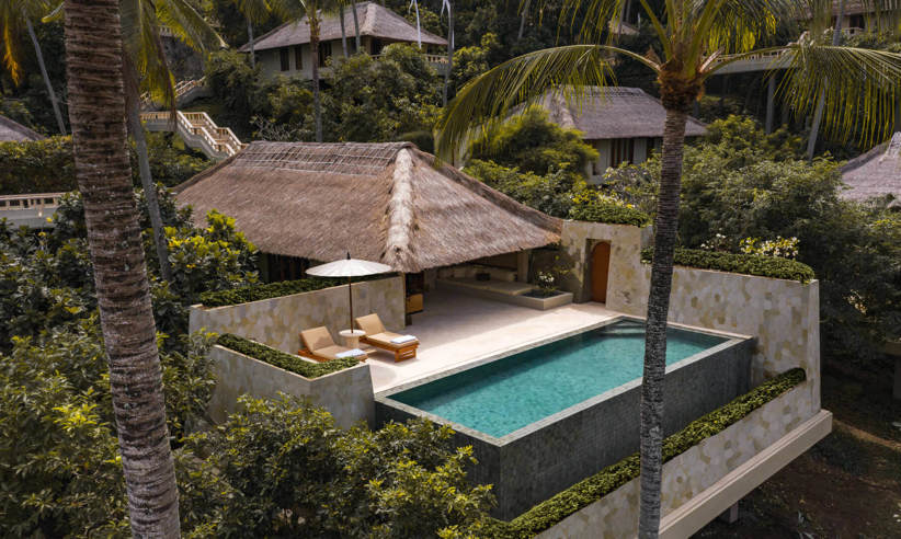 Suite with pool