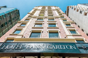 Dann Carlton Hotel