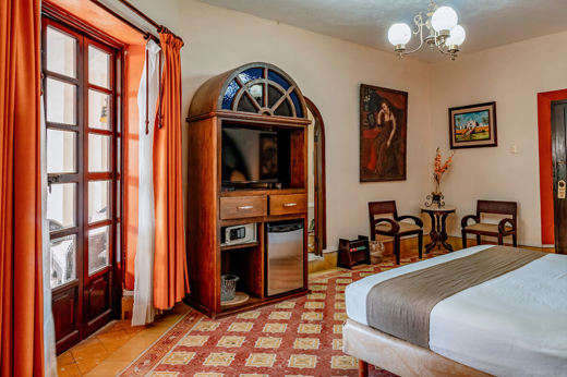 Master Suite 4