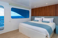 Double cabin with king size bed