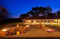 The terrace at night 