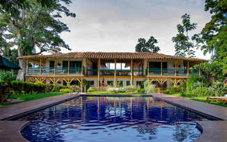 Hacienda Bambusa Pool