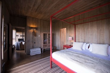 Awasi Patagonia Master Villa Bedroom (2)