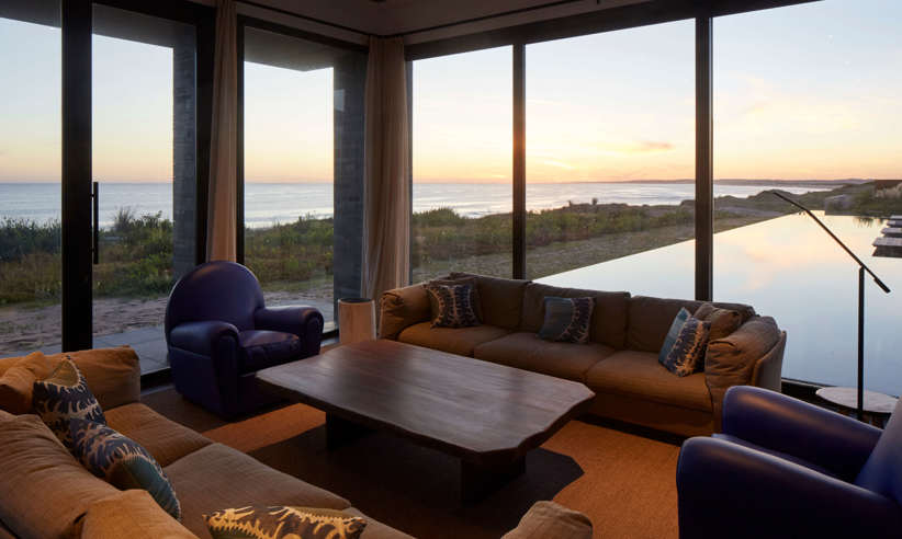 Stylish beachside life