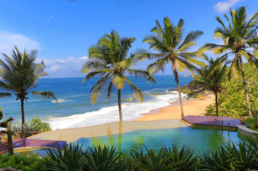 Stunning infinity pool 