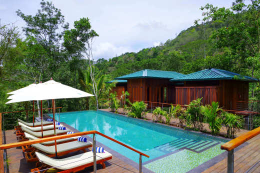 Wonderful infinity pool 