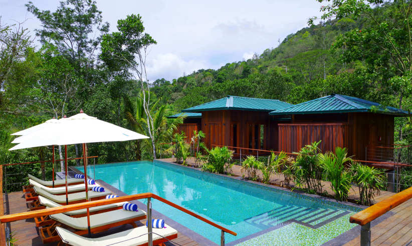 Wonderful infinity pool 