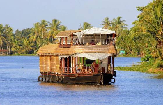 Shikara backwaters boat ride