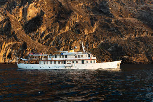 Grace Yacht In Galapagos 