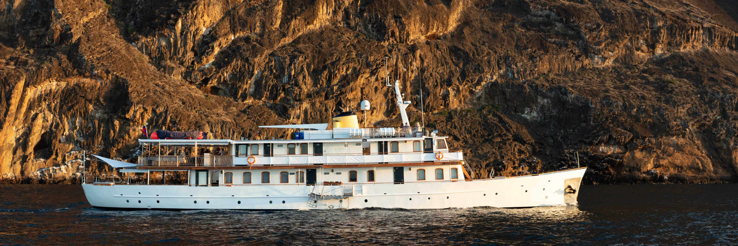 Grace Yacht In Galapagos 