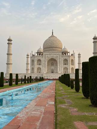 Taj Mahal Phoebe