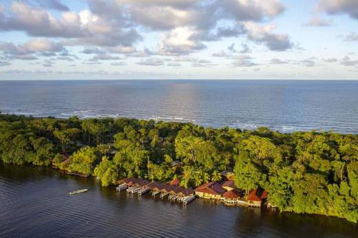 Laguna Lodge