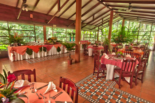 The restaurant 