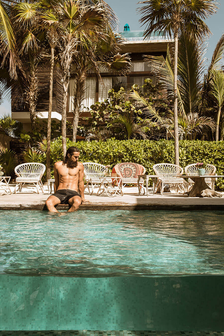 Relax in the pool