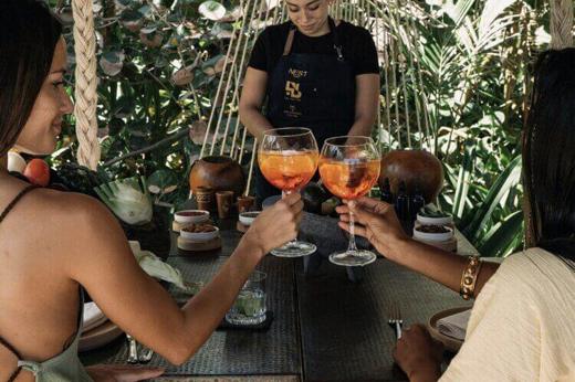 Beachside dining