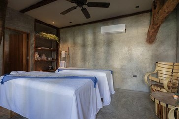 Guests can use the Spa at nearby La Valise 