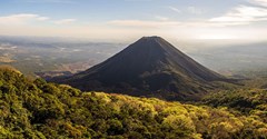 Salvador Volcan 