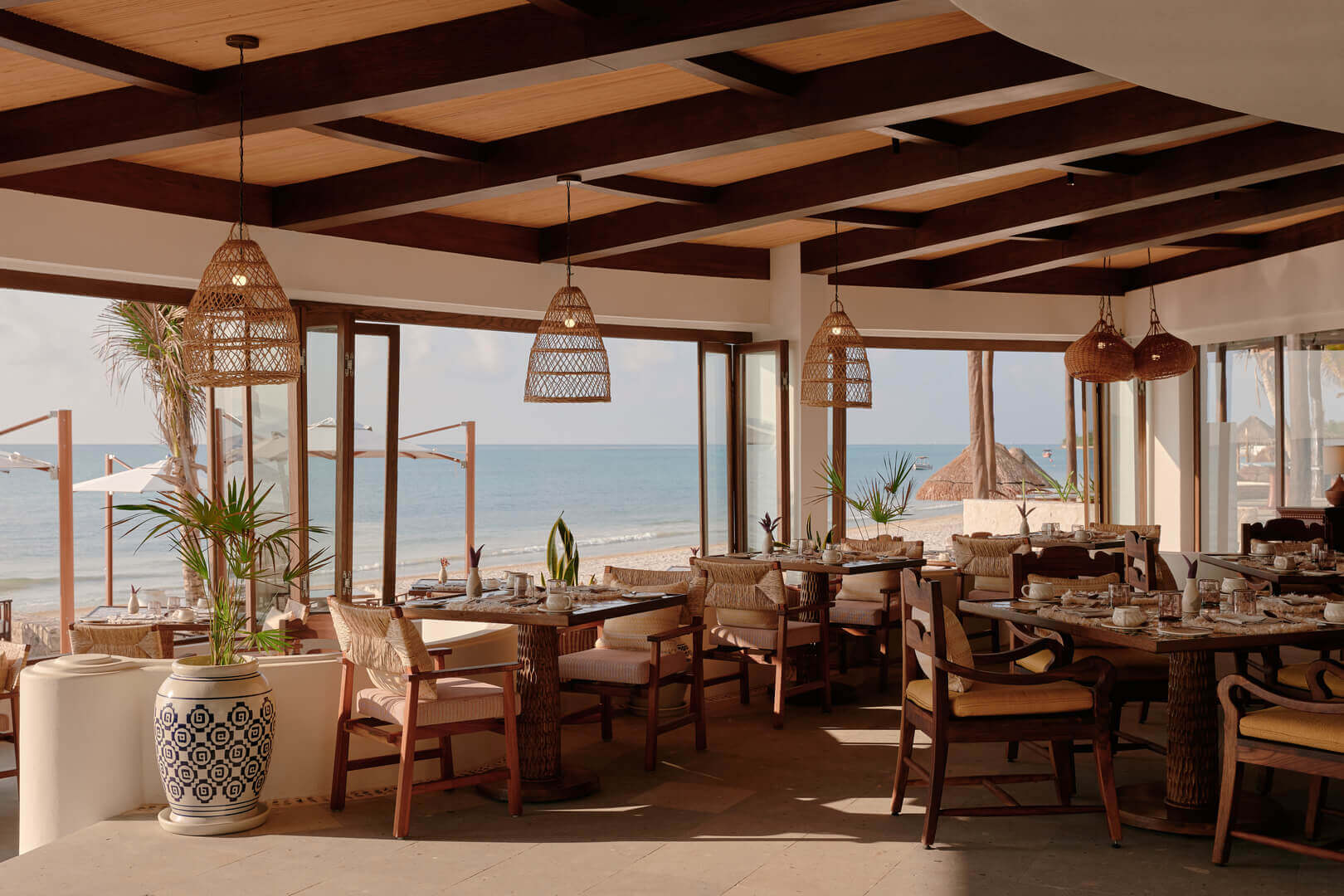 The air-conditioned restaurant 