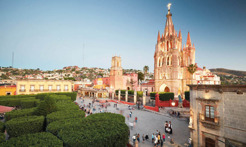 Walking distance of the cathedral and main square 