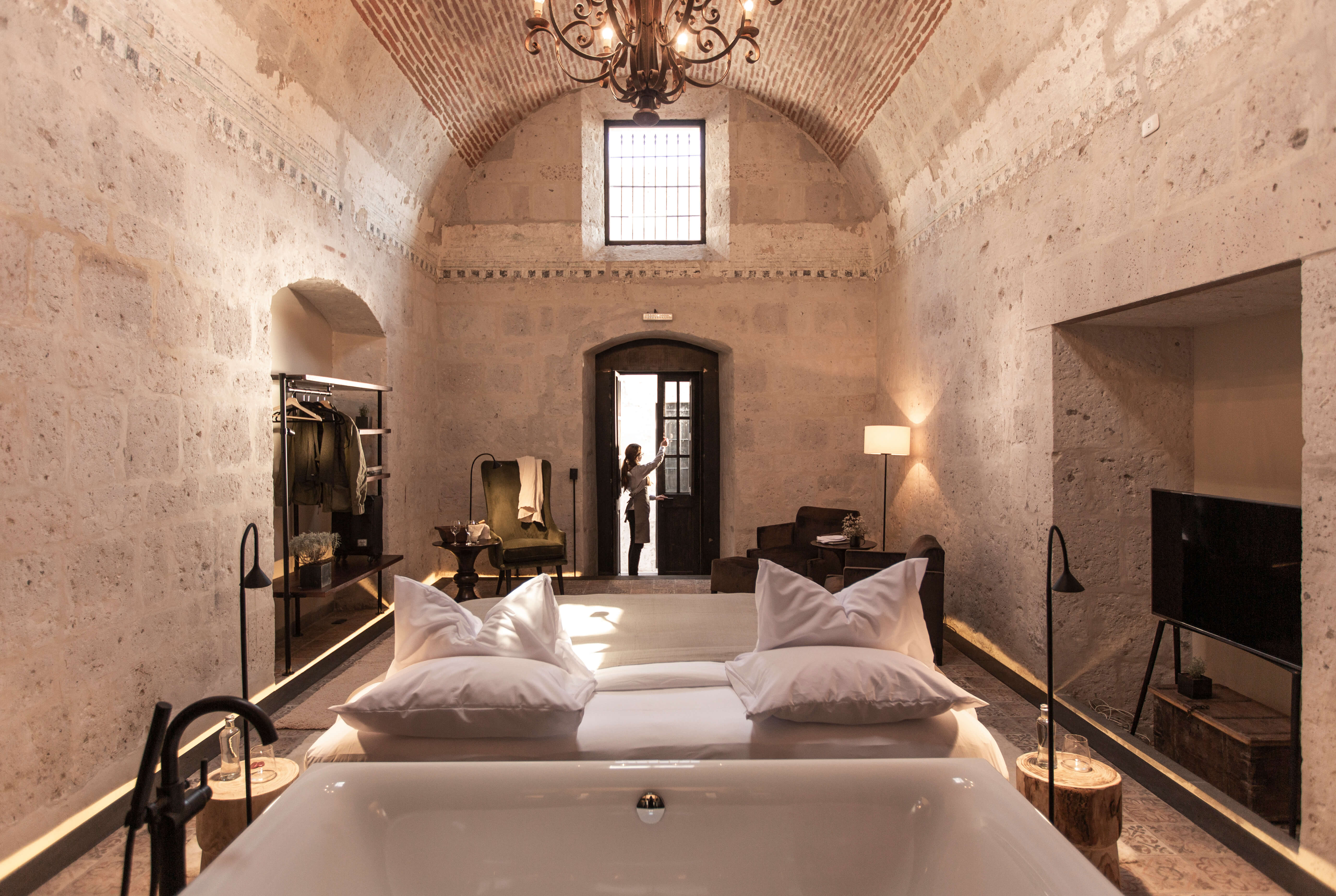 Converted Colonial Mansion & Monasteries