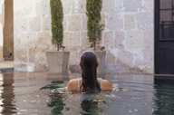 Relax in the pool