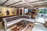 Relax in the living room 