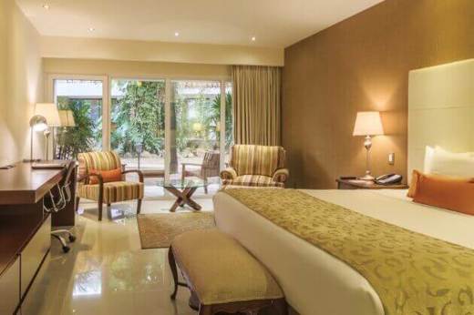 Executive Club room with balcony