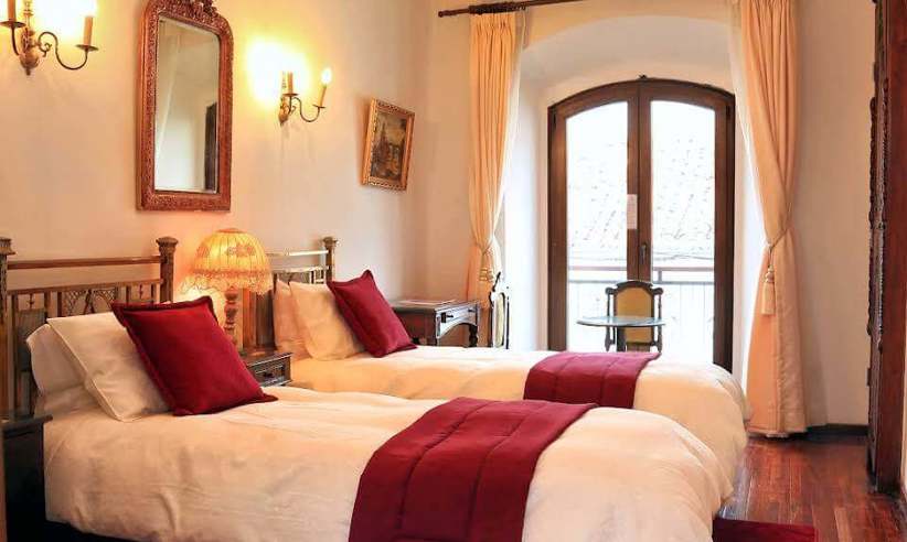 Twin room 
