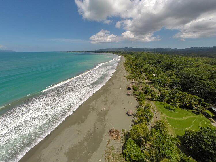 The only lodge in Osa located directly on the beach