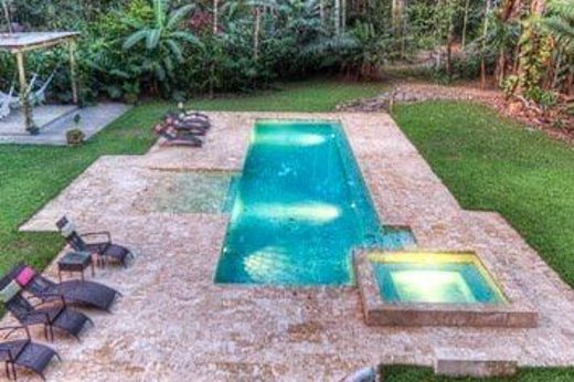 The swimming pool