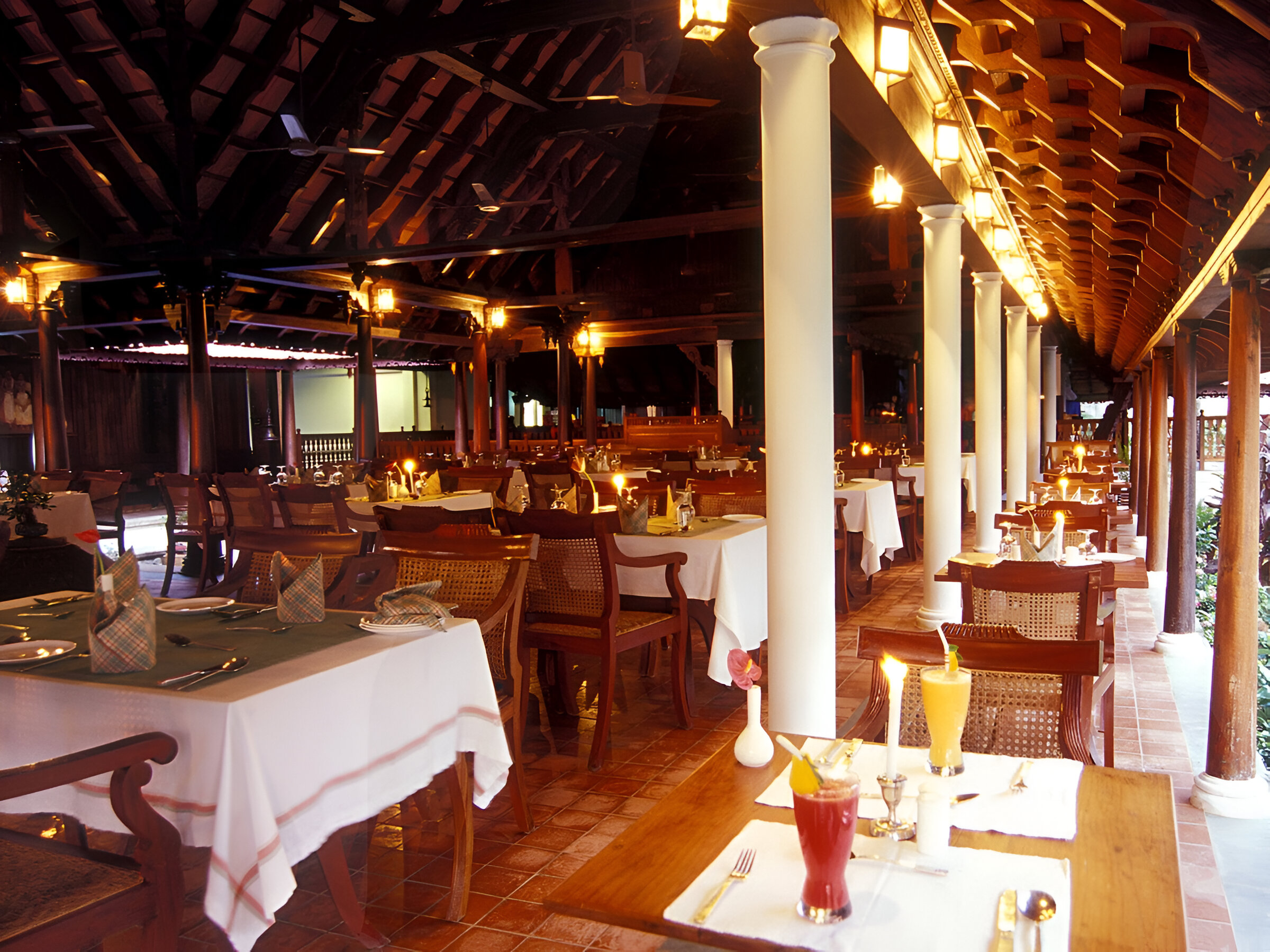 Ettukettu Kumarakom Lake Resort (4)