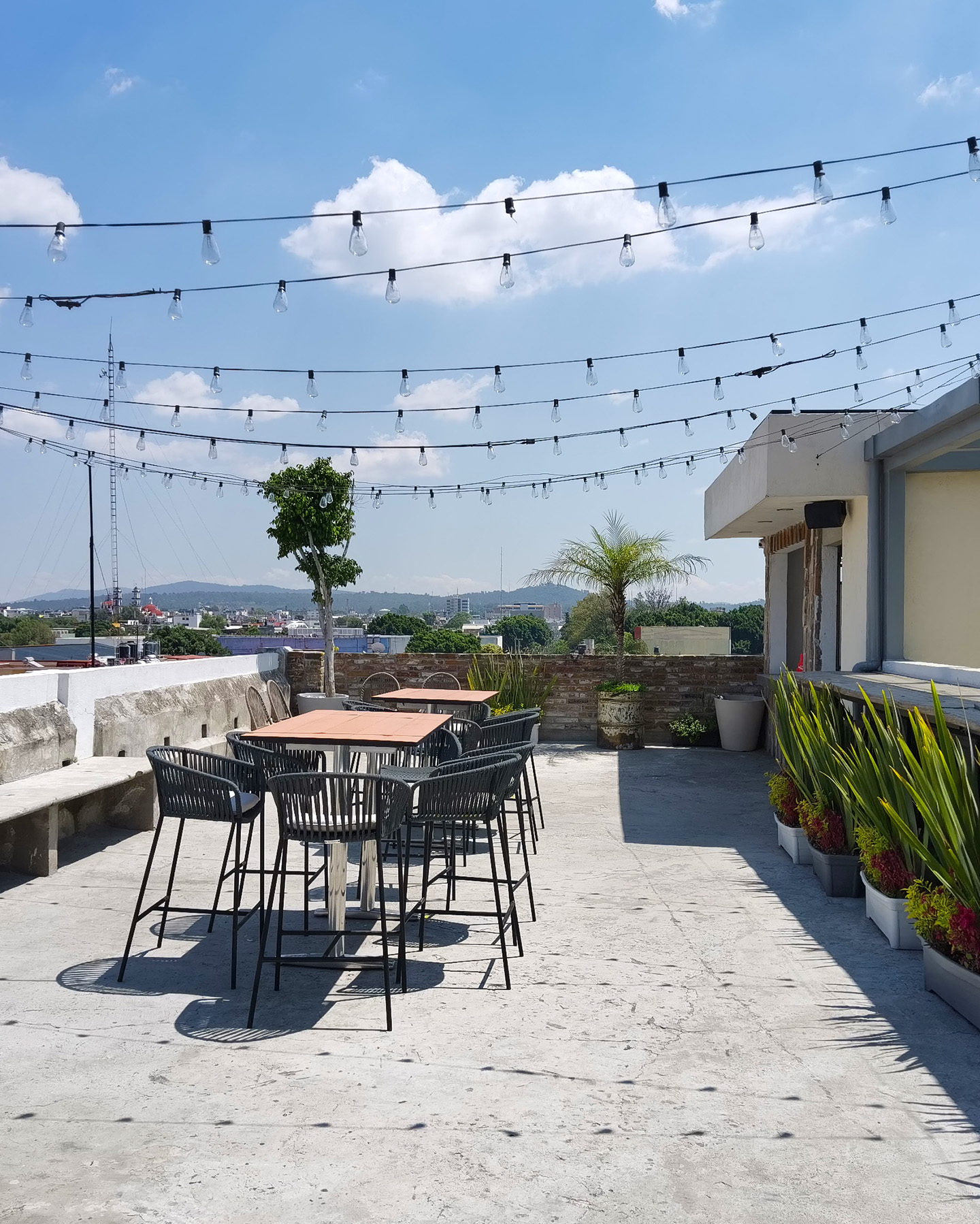 Hotel Milo Boutique Puebla Detalles Terraza Familia Restaurante