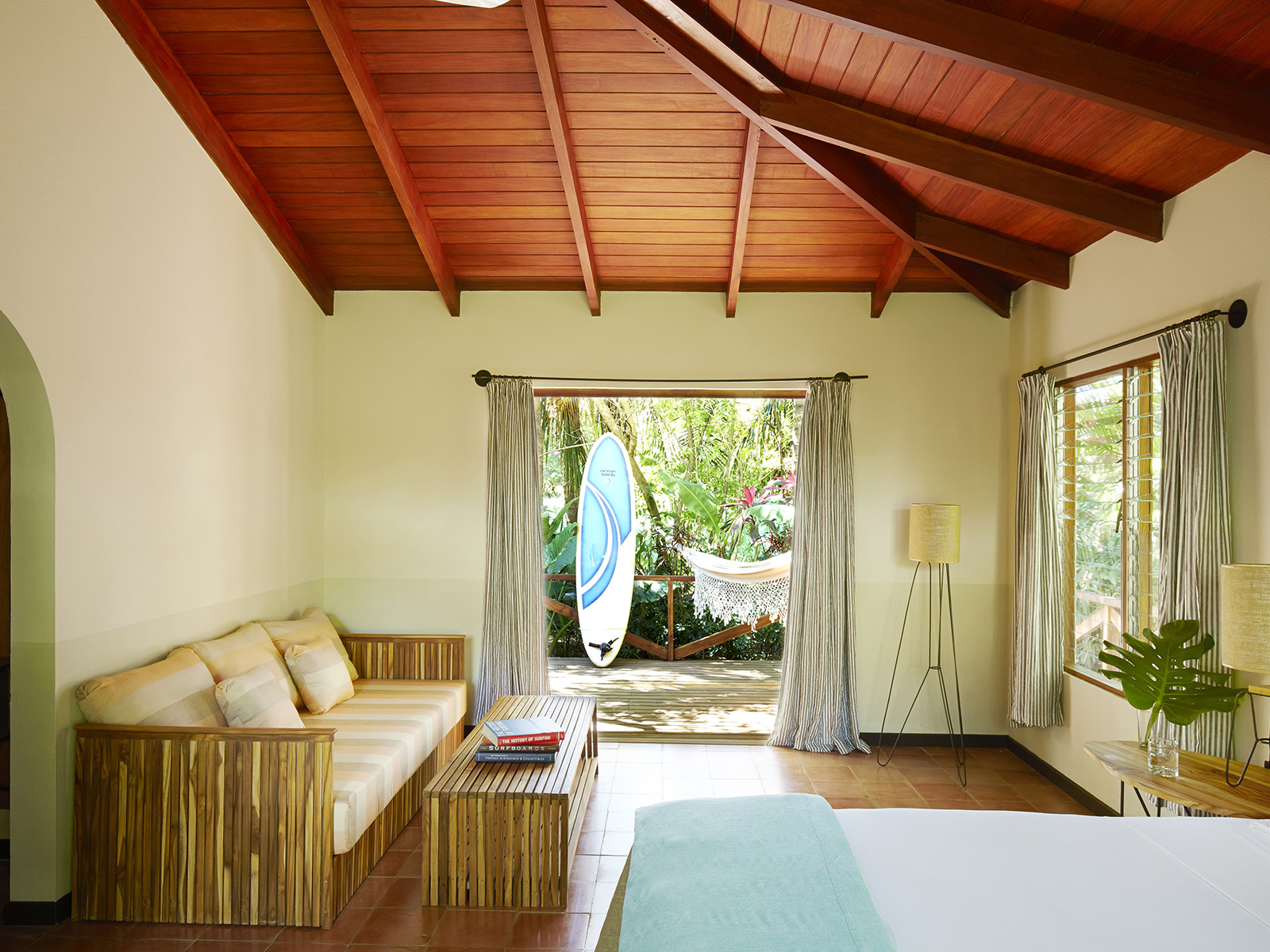 2 Bungalow Bedroom