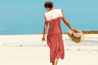 63A38f8e8e02fd8d7816486a Walking On The Beach